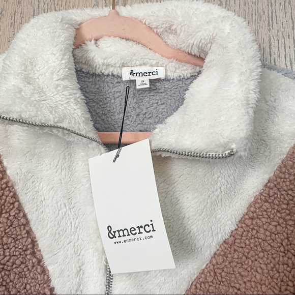 &Merci Color Block Chevron Teddy Sherpa Pullover Jacket - Picture 4 of 5